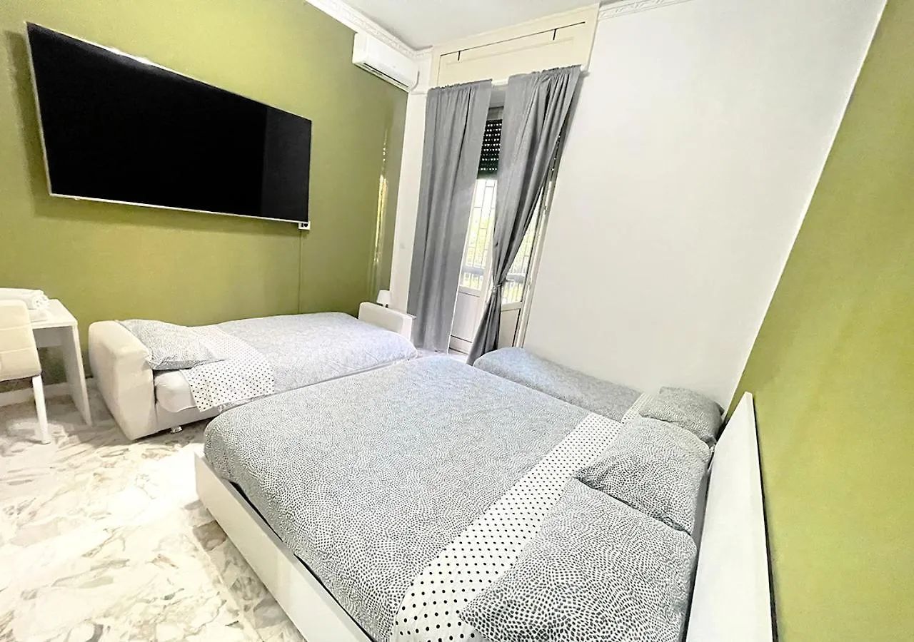 Mi Casa Tu Casa - Guest House カターニア 0*,  イタリア
